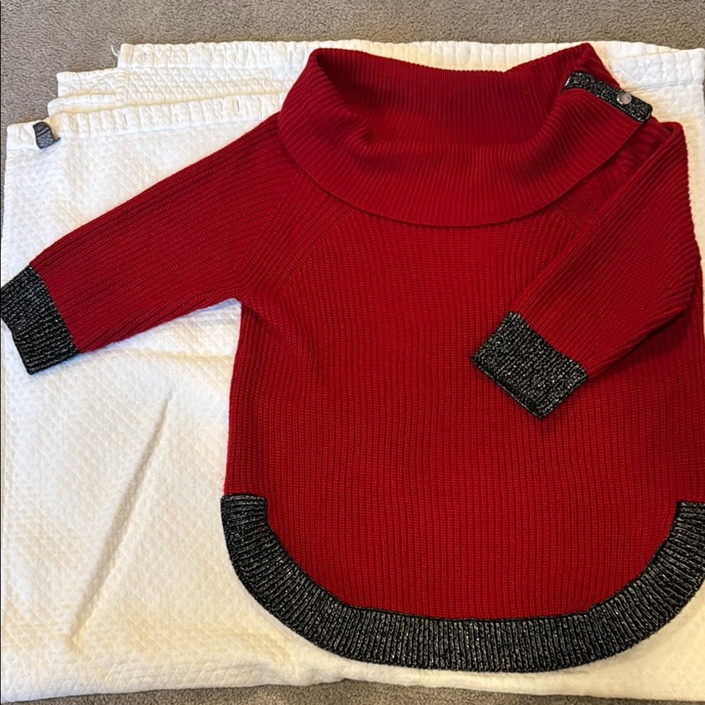 89th & Madison Red and Black Turtleneck Sweater with Metallic Trim